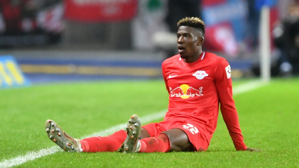 Nordi Mukiele spielt bei RB Leipig eine immer wichtigere Rolle.