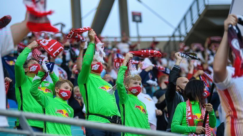 Fannachwuchs: Diese Familie mag unverkennbar Peter Gulacsi.