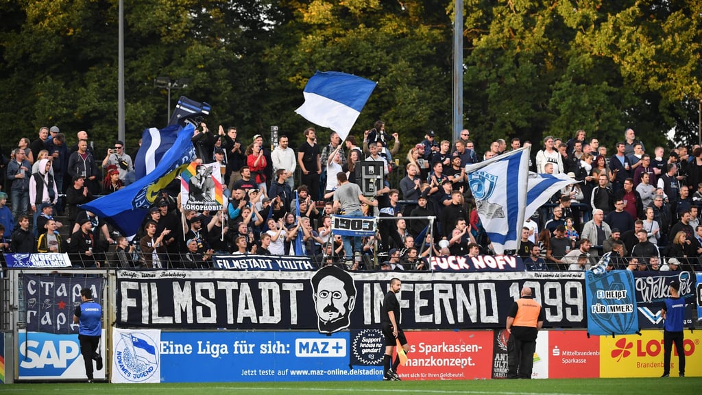 Der SV Babelsberg könnte zum Pokalspiel gegen RB Leipzig eine 2G-Regelung für Erwachsene einführen.