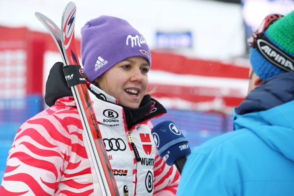 Viktoria Rebensburg im Interview am Rande des FIS Weltcup in Courchevel.