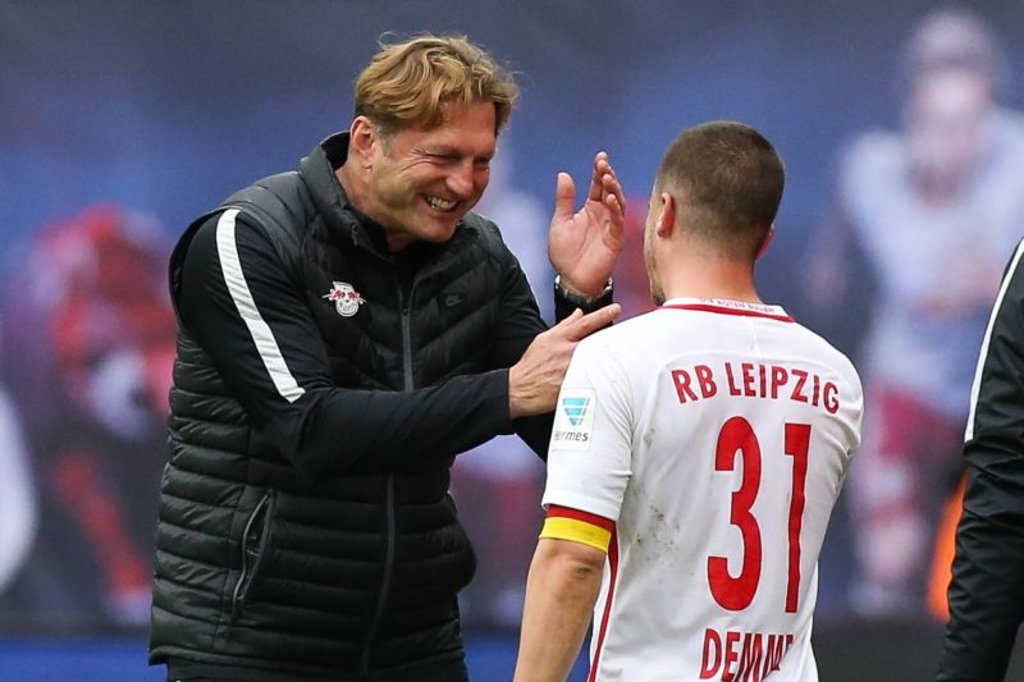 Ralph Hasenhüttl freut sich über Diego Demmes Tor.