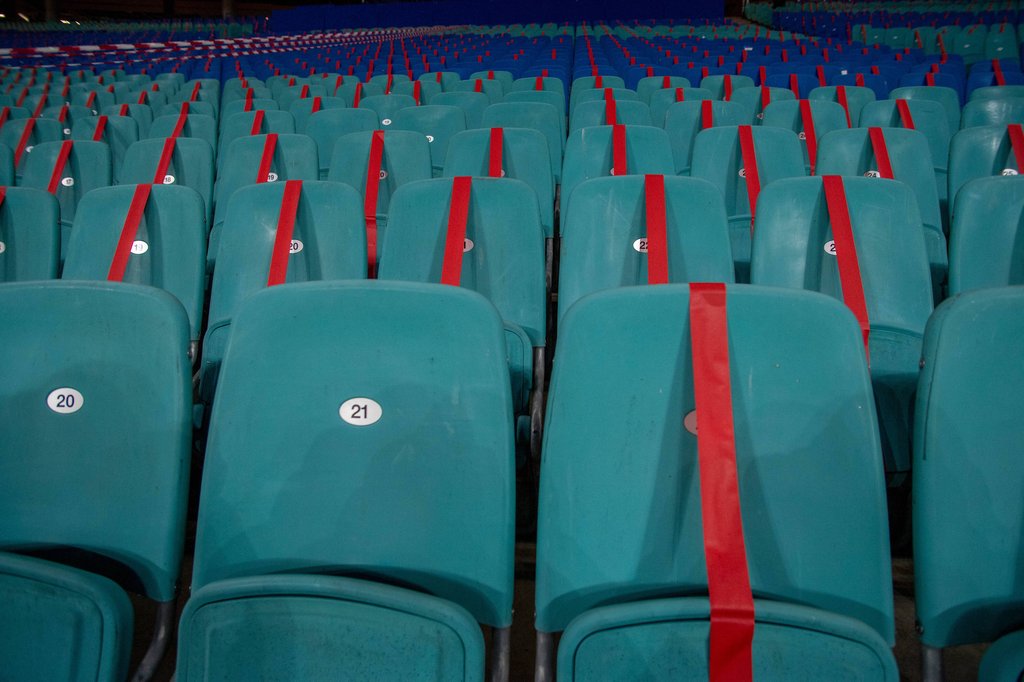 Viele Fans stören sich an der "Schwimmbadoptik" des Leipziger Stadions.