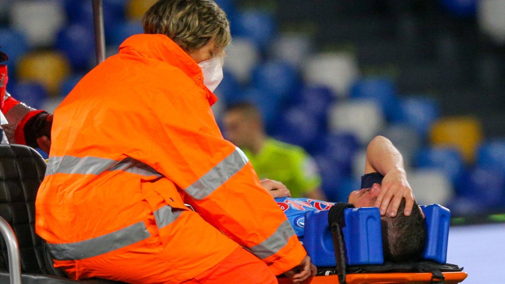 Krankentransport: Diego Demme nach dem K.o.