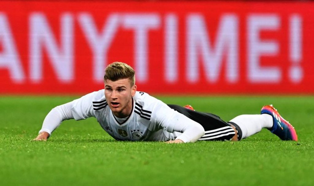 Kein ganz einfacher erster Auftritt für Timo Werner für Deutschland endet mit Muskelverletzung.