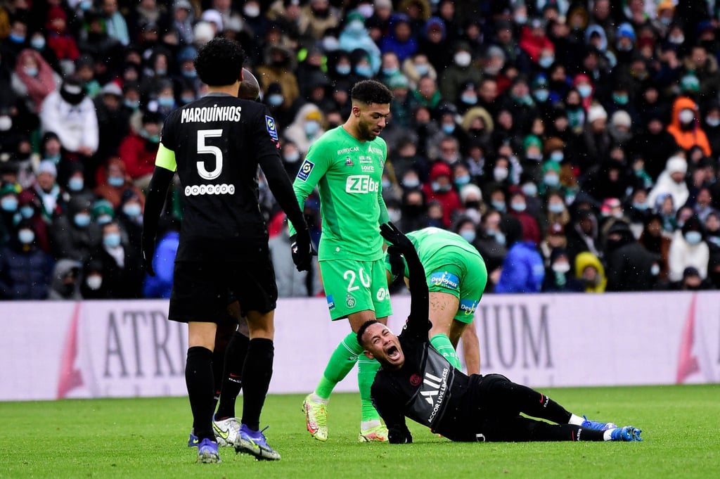 Schrie und weinte vor Schmerzen: Paris Saint-Germains Starspieler Neymar.