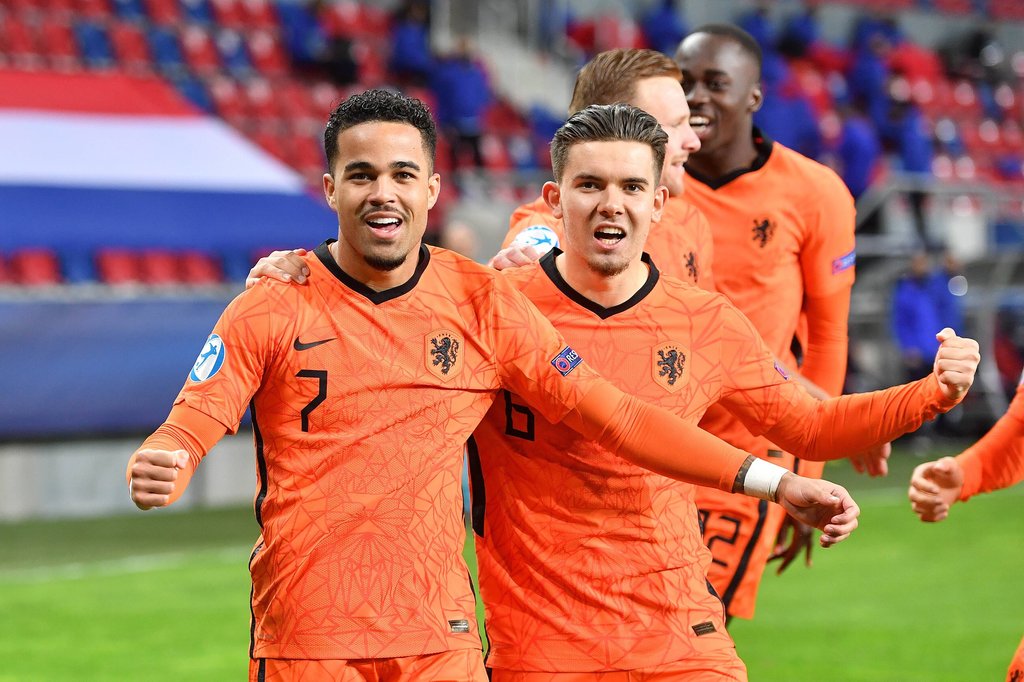 Justin Kluivert erzielte die Führung für die U21 der Niederlande.