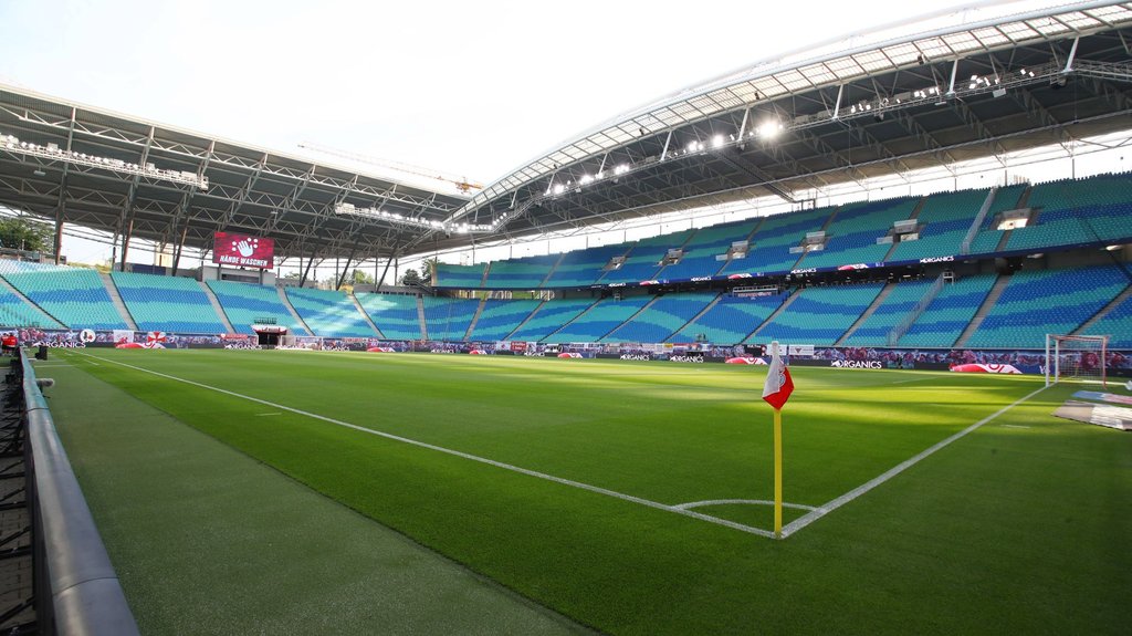 In der Leipziger Red Bull Arena soll es bald wieder Fußball vor Fans geben.