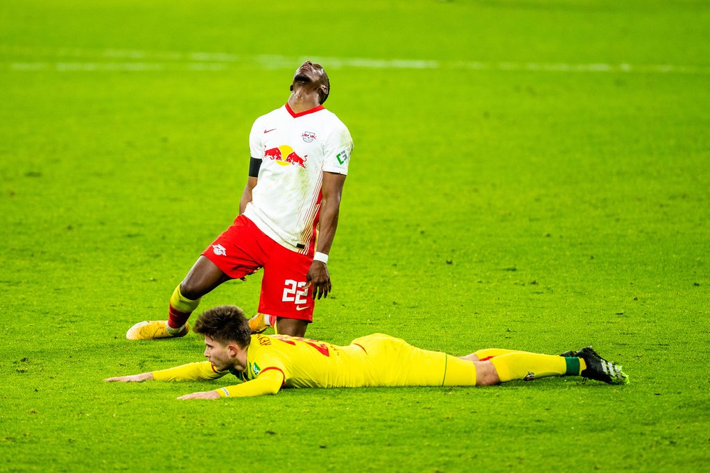 O no! Nordi Mukiele verzweifelt an der Tagesform.