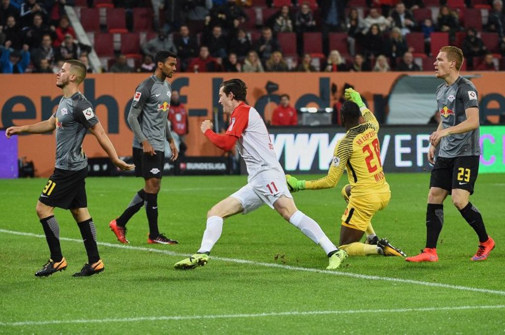 Bisher jubelten in Heimspielen gegen RB Leipzig hauptsächlich die Augsburger.