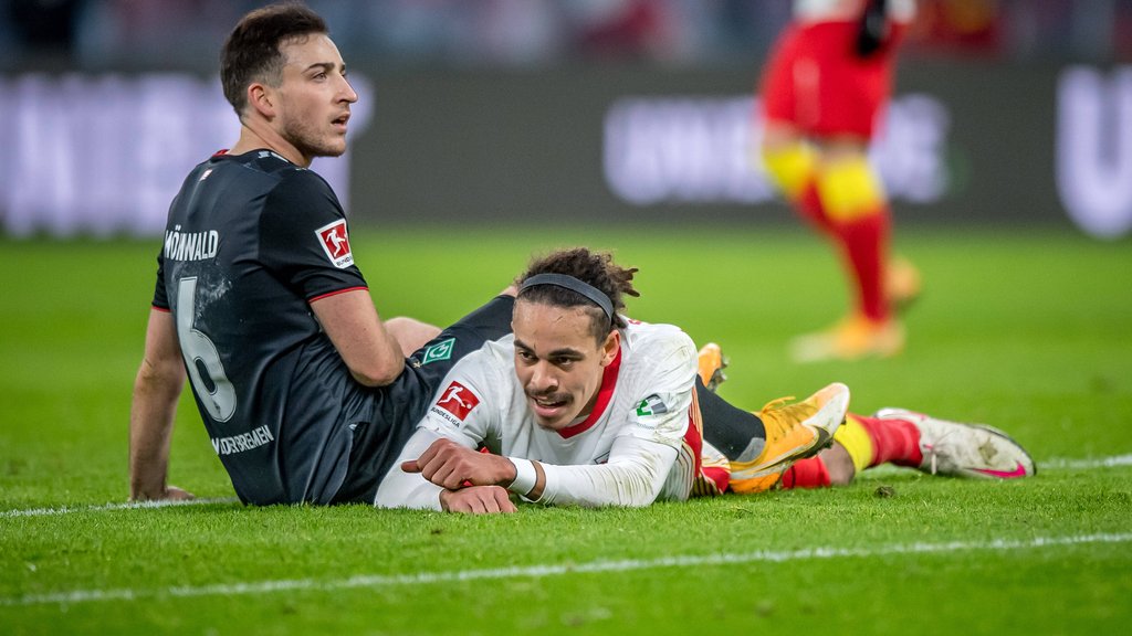 Yussuf Poulsen wird im Rückspiel gegen Bremen passen müssen.