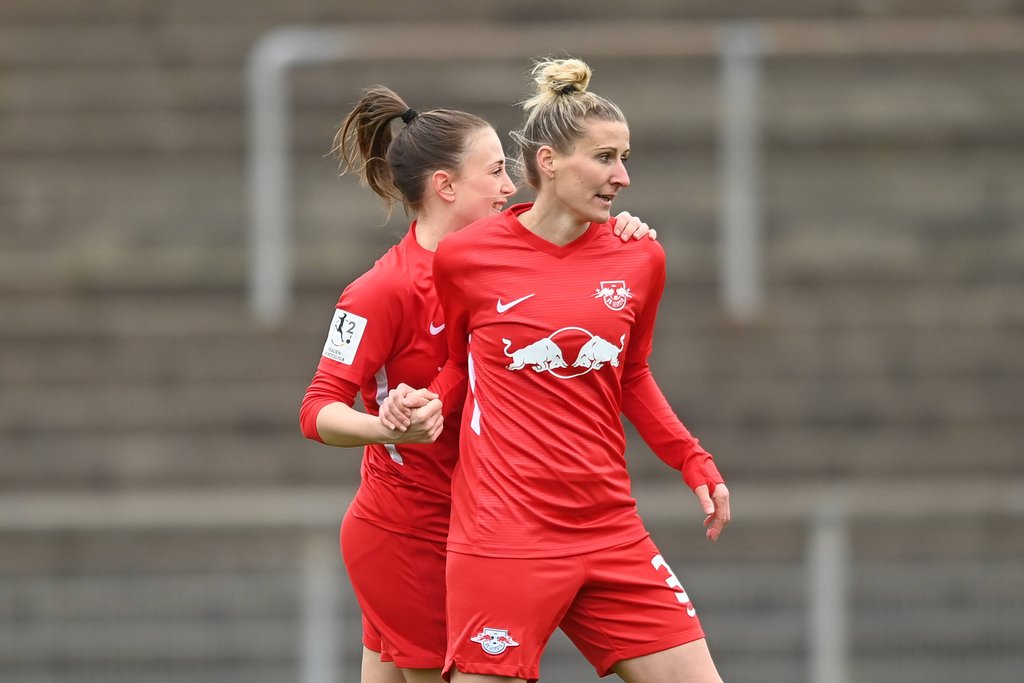 Anja Mittag kam zur Halbzeit gegen Borussia Mönchengladbach ins Spiel.