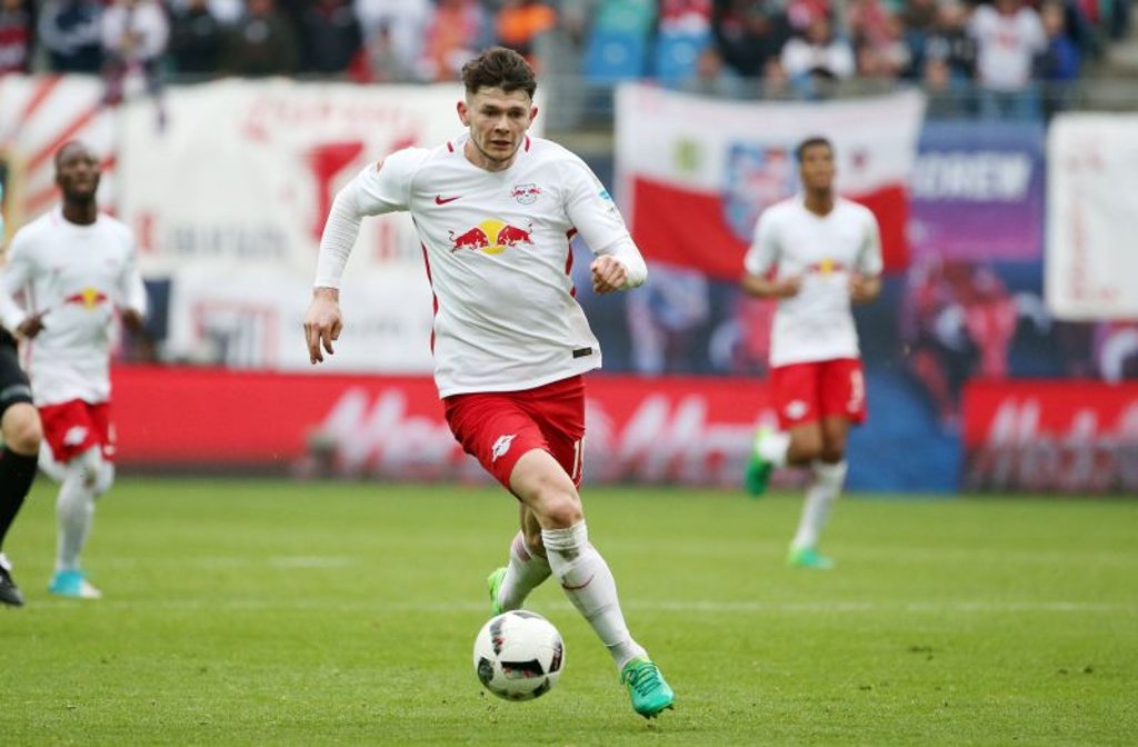 Oliver Burke durfte gegen Bayer Leverkusen von Beginn ran.