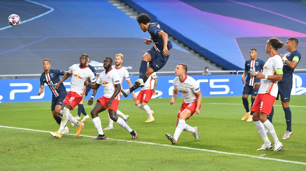 Der Anfang vom Ende: Marquinhos köpft das 1:0 für Paris.