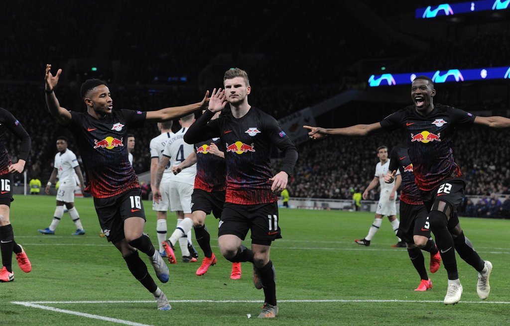 Timo Werner jubelt über sein Elfmeter-Tor für RB bei Tottenham Hotspur.
