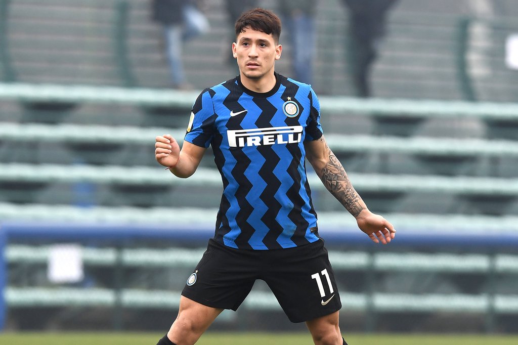 Martin Satriano von Inter Mailand soll die Aufmerksamkeit von RB Leipzig erregt haben.