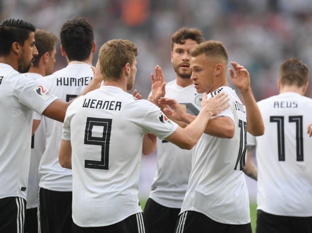 Kimmich und Werner spielten beim VfB Stuttgart in der U19 zusammen.