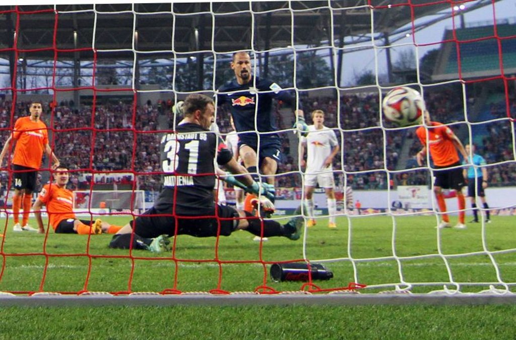 Magischer Moment: Fabio Coltorti erzielt den Siegtreffer gegen den SV Darmstadt 98