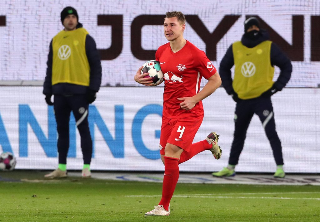 16 Treffer für RB Leipzig Willi Orban ist