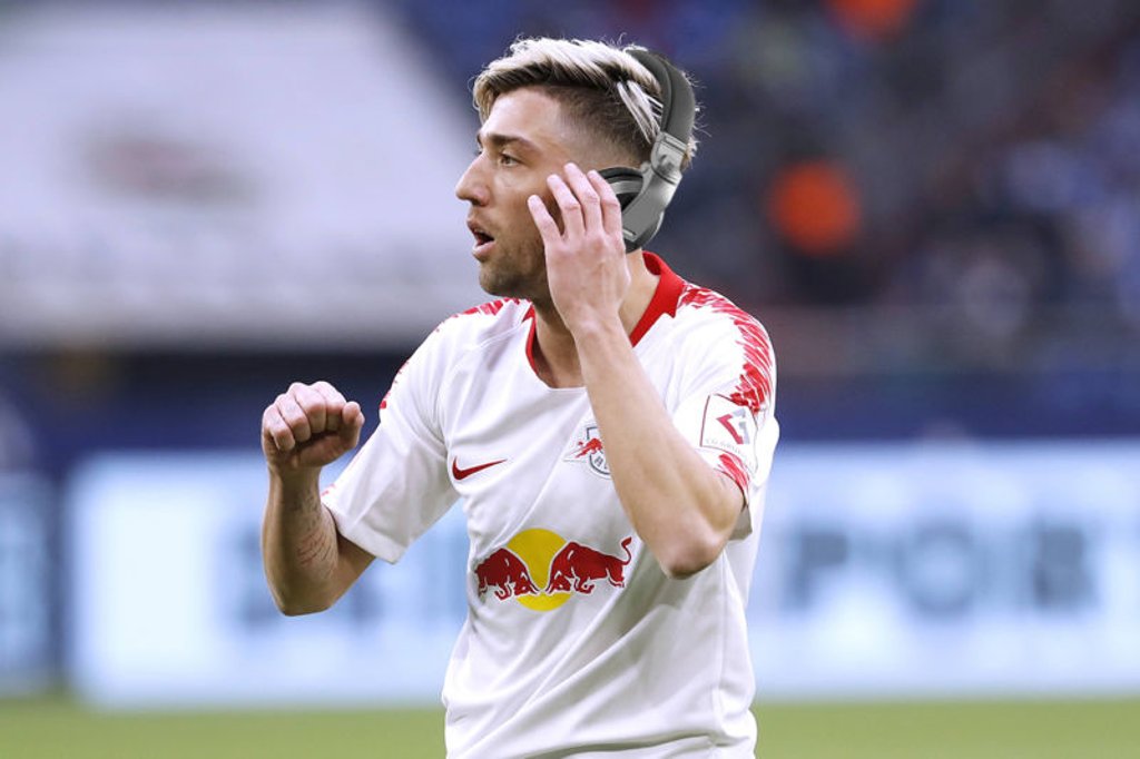 Hobby-DJ Kevin Kampl legt zuhause gerne Elektro auf.