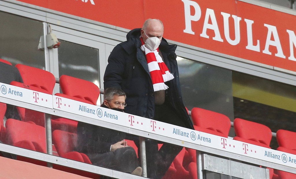 Uli Hoeneß ist nicht glücklich über die SItuation vor dem Spiel gegen RB Leipzig.