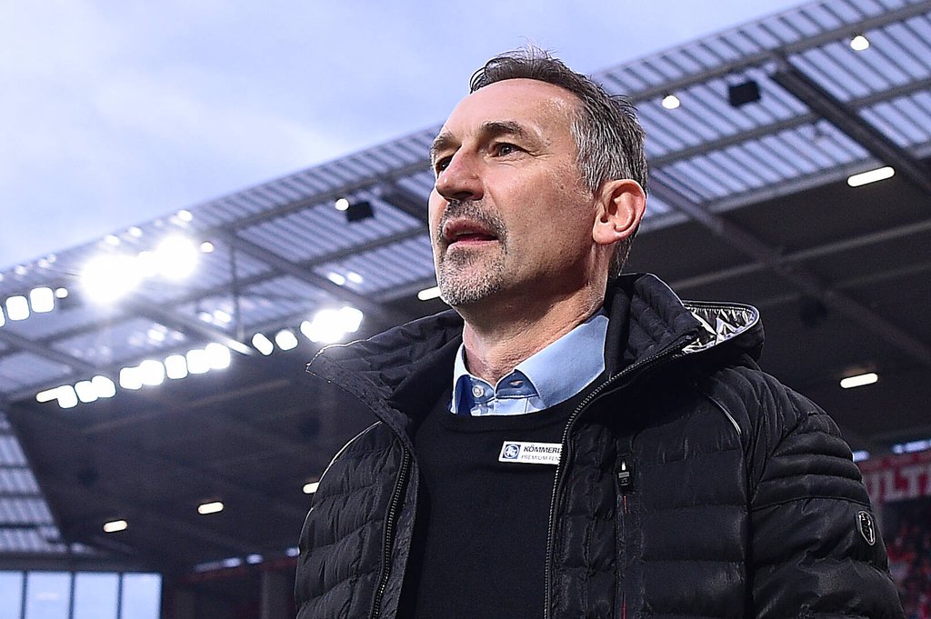 Mainz-Trainer Achim Beierlorzer will nicht "den Fußball über die Gesellschaft heben".