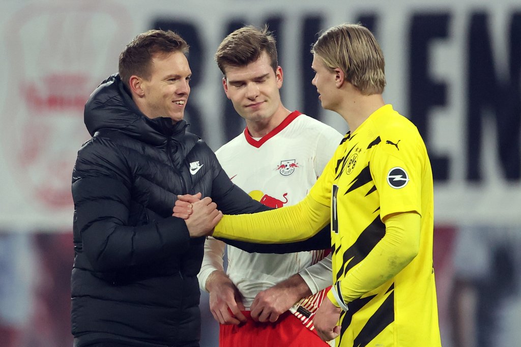 „Er hat Potenzial, Dynamik und er hat auch einen Torriecher”, bescheinigt Julian Nagelsmann auch Erling Haalands Kumpel Alexander Sörloth.