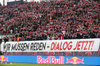 „Wir müssen reden – Dialog jetzt!“: RB-Fans beim Spiel gegen Frankfurt.