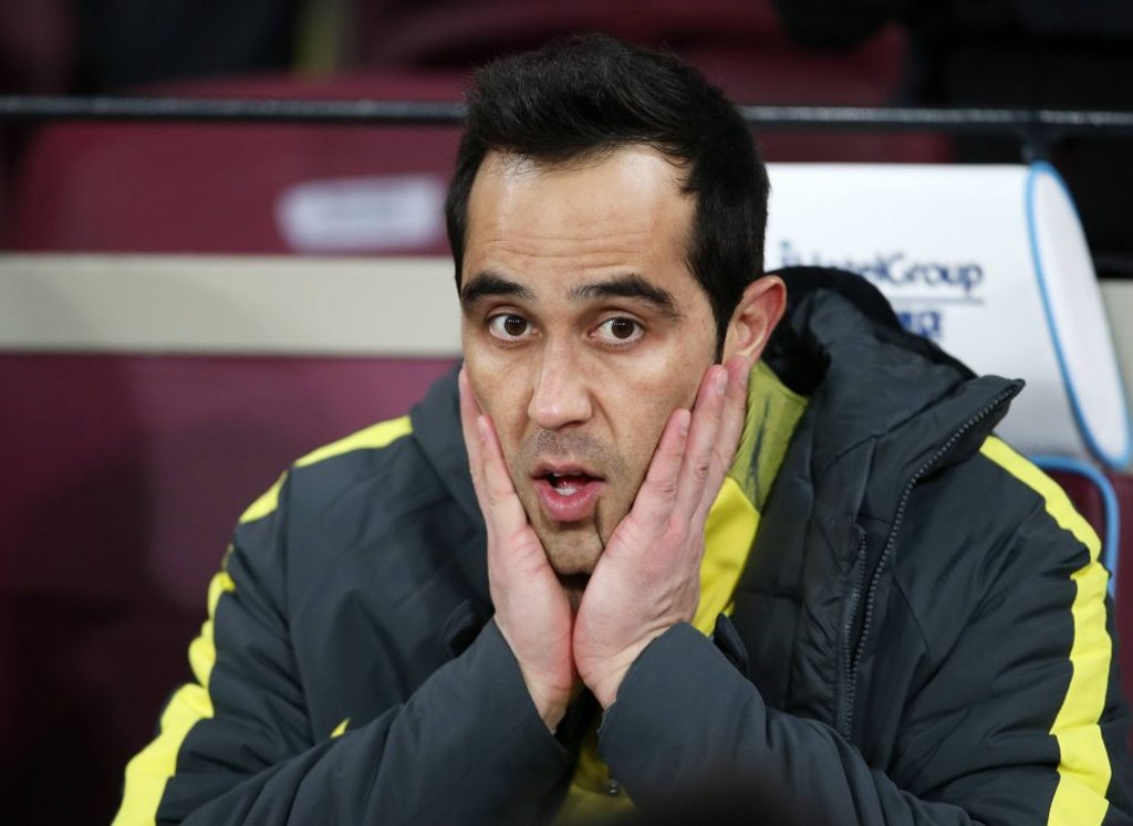Irgendwo unglücklich auf der Bank zu wechseln, heißt noch lange nicht, dass man deswegen bei RB Leipzig landet. Schon gar nicht, wenn man Claudio Bravo heißt.