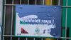 An diesem Schild mussten die Werder-Profis auf dem Weg zum Spielersatztraining vorbei.