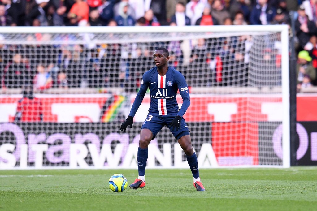 Tanguy Kouassi wird sich statt RB Leipzig den Bayern anschließen.