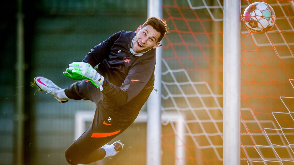 Philipp Tschauner bleibt RB Leipzig erhalten.