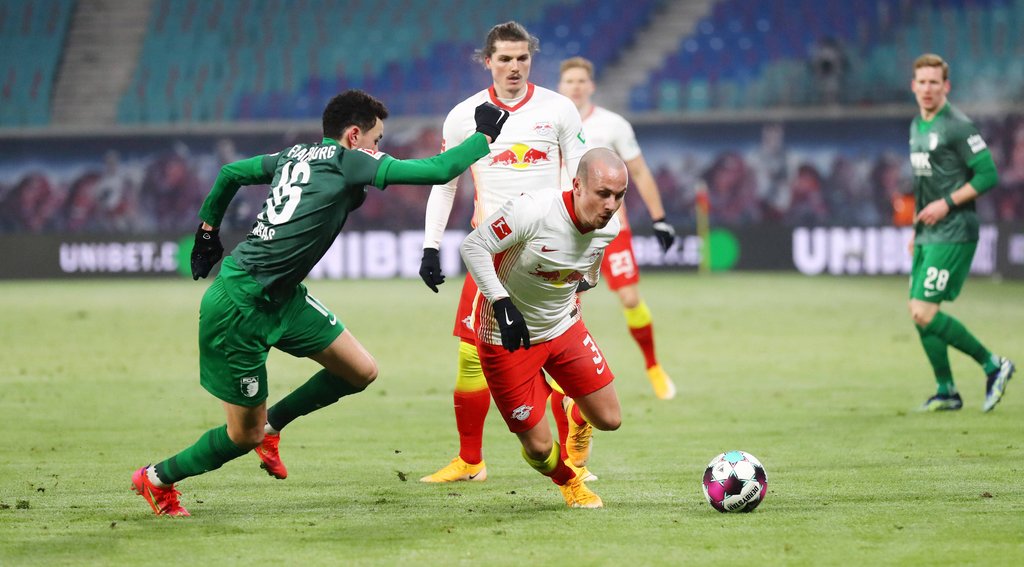 Tänzer auf dem Bierdeckel, Windhund auf dem Flügel: Angeliño.