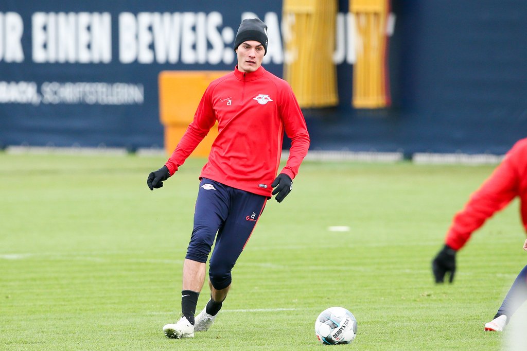 Patrik Schick tastet sich im Training von RB Leipzig langsam an seine Bestform heran.