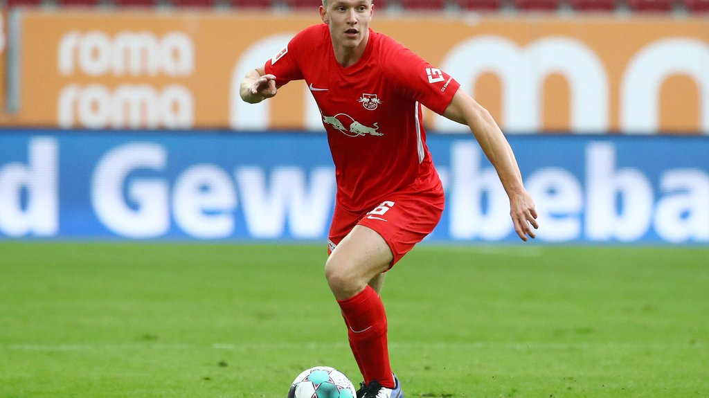 Lukas Klostermann wird am linken Knie operiert.