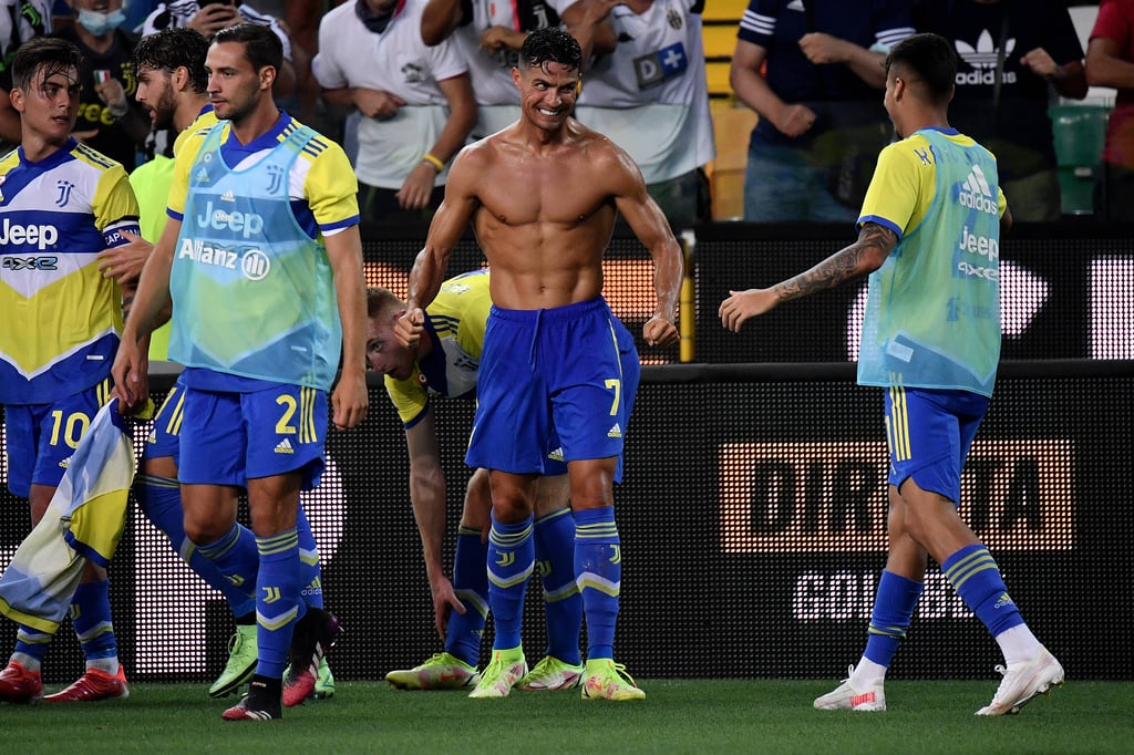 Kann seinen Oberkörper vorzeigen: Cristiano Ronaldo.