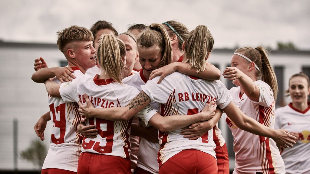 Erfolg im Kollektiv: Die RB-Frauen zogen in die zweite Runde ein.