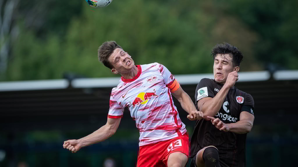 RB Leipzig TopTalent Sidney Raebiger reist vorzeitig von U17