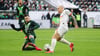 Angelino (r.) im Spiel gegen den VfL Wolfsburg im März 2020.&nbsp;&nbsp;