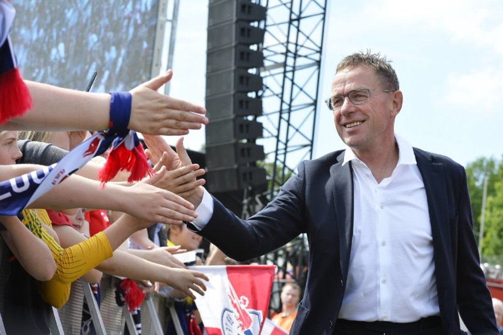 Ralf Rangnick verlässt RB und die Fans sagen Danke!