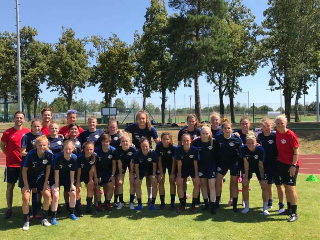 Einschwören auf die Saison: Die RBL-Frauen im Trainingslager in Osterburg
