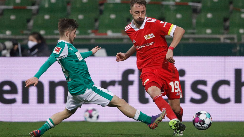 Doch nichts gebrochen:&nbsp;Florian Hübner (r.) vom 1. FC Union Berlin