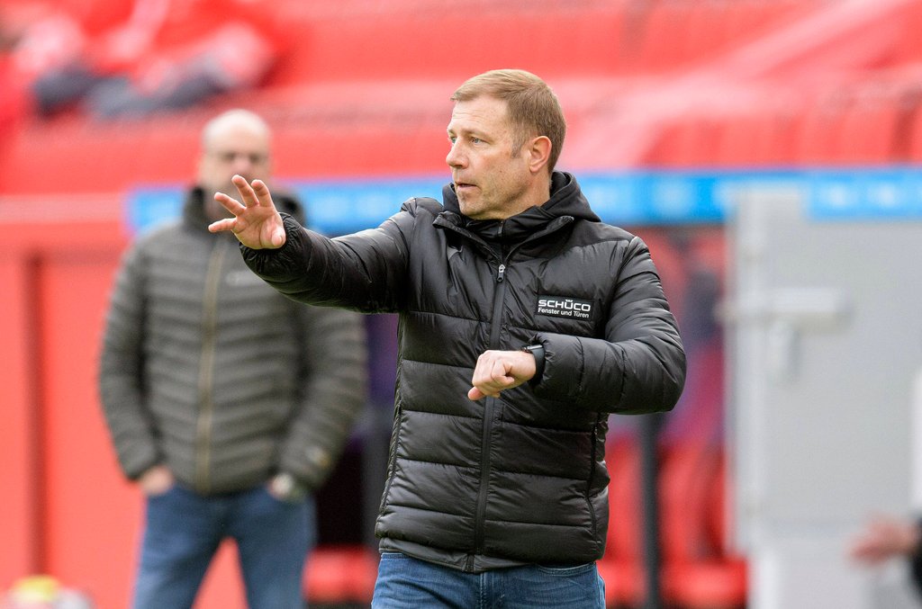 Frank Kramer begrüßt zwei Rückkehrer im Kader von Arminia Bielefeld.