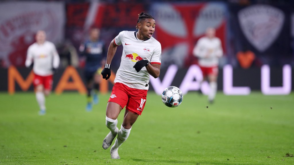 Christopher Nkunku hilft RB Leipzig beim .4:1 gegen Köln mit zwei Vorlagen.