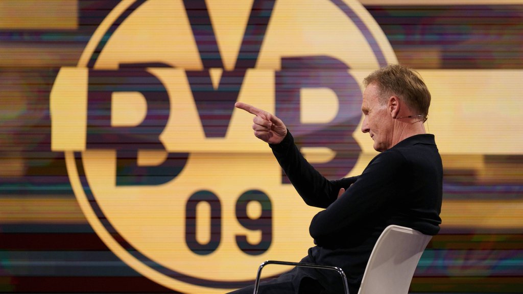 „Mit einem Multimilliardär im Rücken, kannst du ruhiger schlafen”: BVB-Boss Watzke prophezeit „Fight” mit RB Leipzig | RBLive