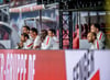 Leipzigs Trainerbank mit Co-Trainer Marco Kurth, Torwarttrainer Frederik Goessling, Mauricio Sanchez und Babacar N'Diaye.