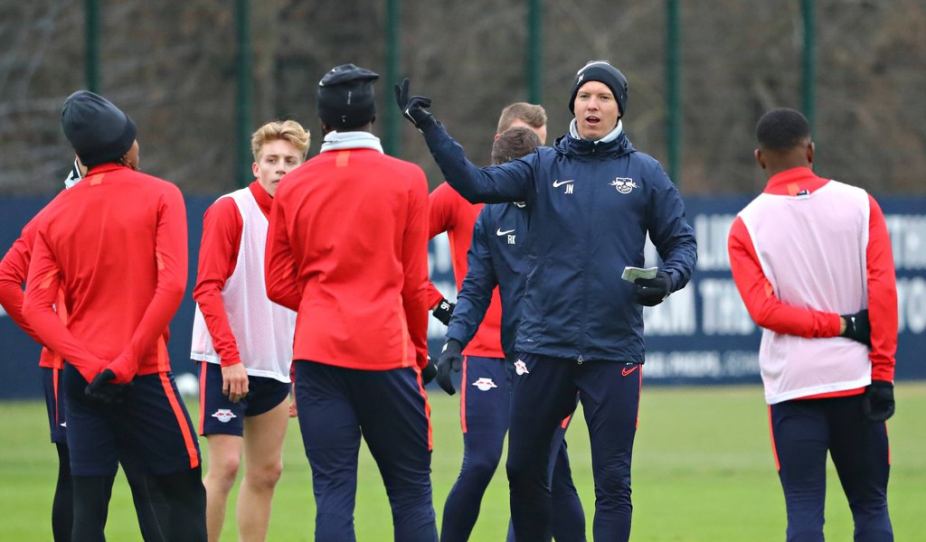 So gehts: Julian Nagelsmann erklärt seine Ideen.