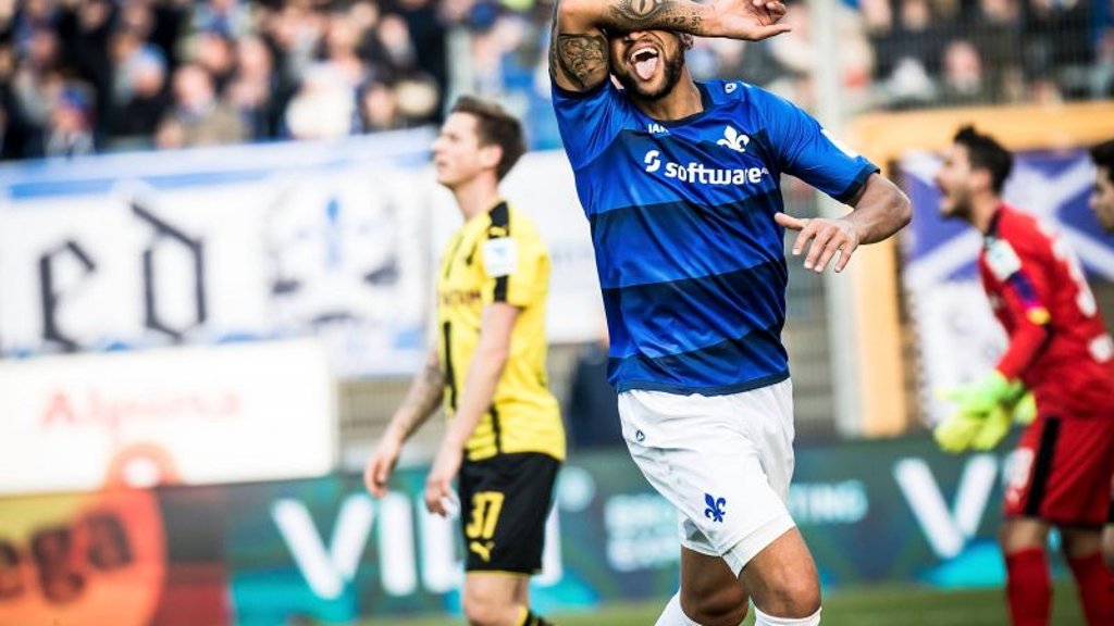 Terrence Boyd mit seinem „Zyklopen“-Jubel nach dem Führungstreffer gegen Borussia Dortmund.