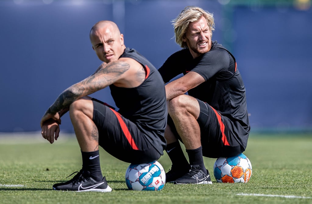 Haben im Training was ausgeheckt: Angeliño und Emil Forsberg.
