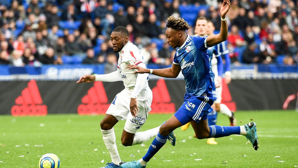 Mohamed Simakan soll mit RB Leipzig in Gesprächen stehen.