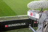 Die Bundesliga startet am Samstag mit Geisterspielen und Stimmung vom Band bei Sky.